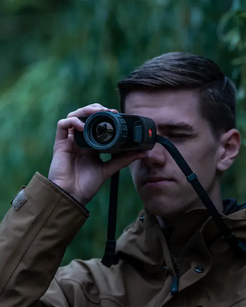 Hero-teaser-image-Sport-Optics_Calonox_Nature