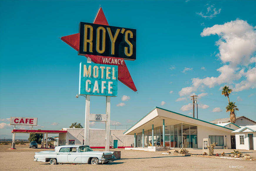 Roys vacancy Motel cafe