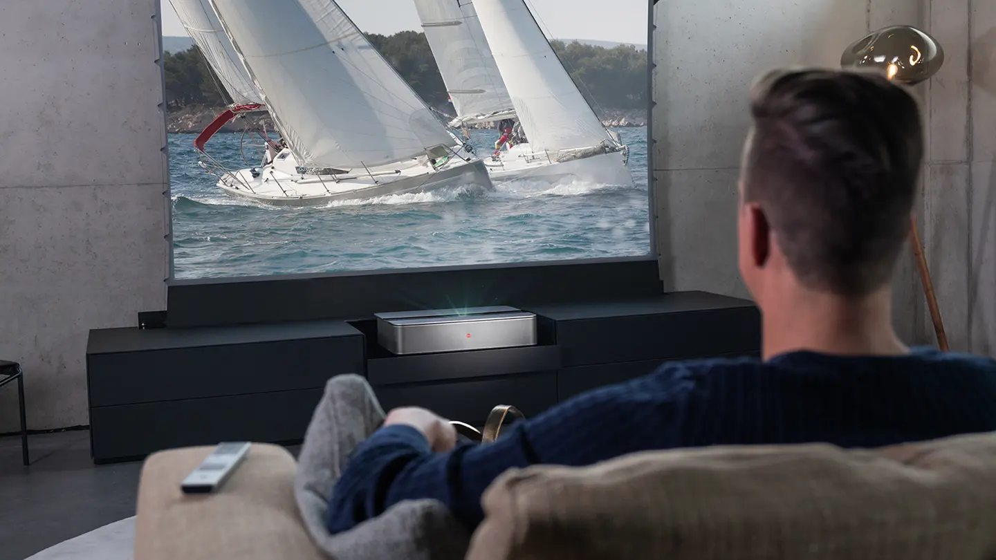 Leica Cine 1 projection showing a sailing regatta.