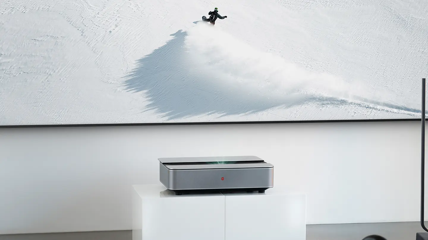 Leica Cine 1 projection showing a skiing person.