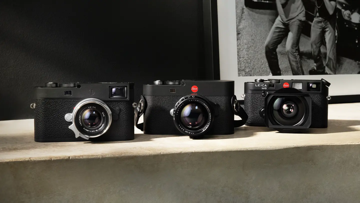 Different M cameras on a desk