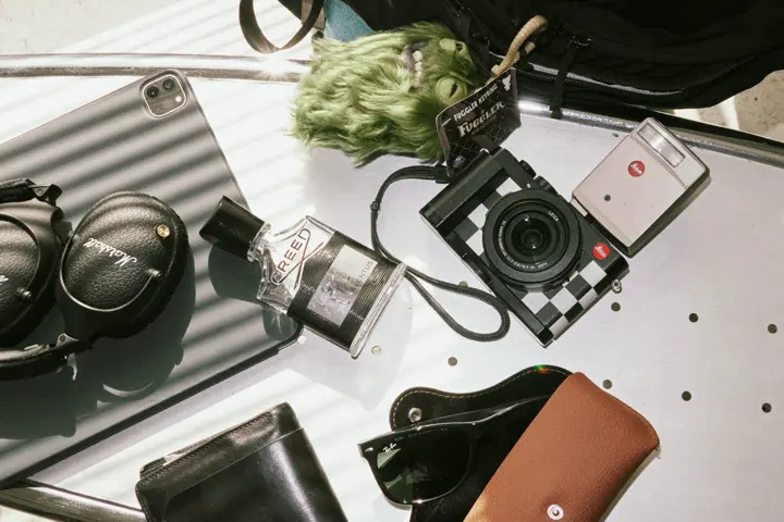 D-Lux everday carry image Jdz Chung