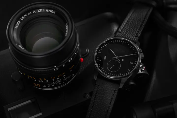 Leica Watch black