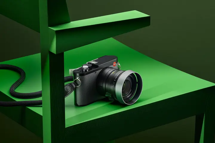 Q3 43 on a green chair