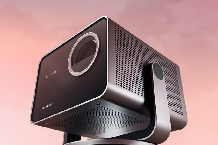 Leica Cine Play 1 on standfloor.