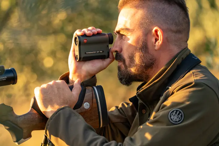 hunter-measures-distance-while-stalking-with-a-Leica-Rangemaster-CRF-R