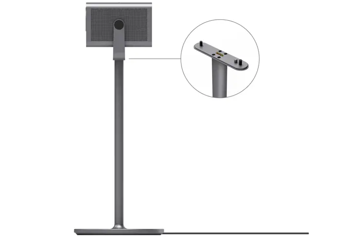 Shows how to attach the Leica Cine Play 1 to the stand floor.