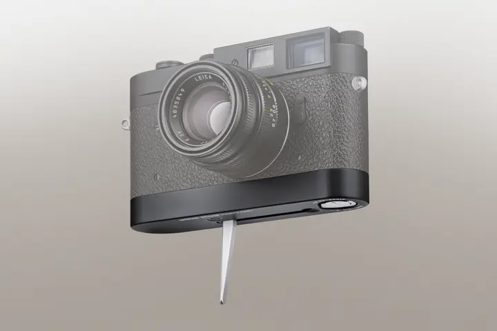 Leicavit M on an M Camera
