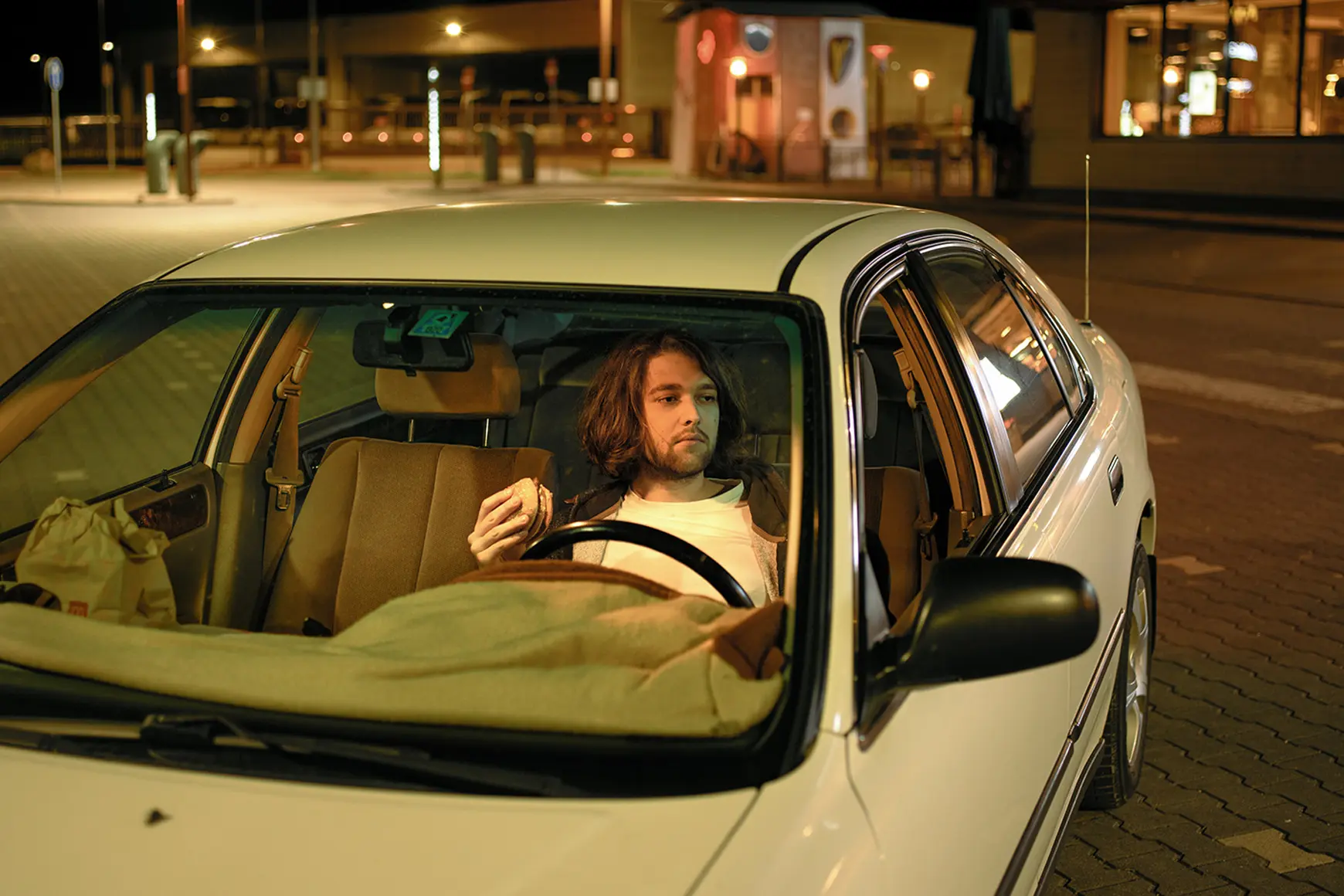 LOBA 2022 Newcomer Valentin Goppel Between the Years