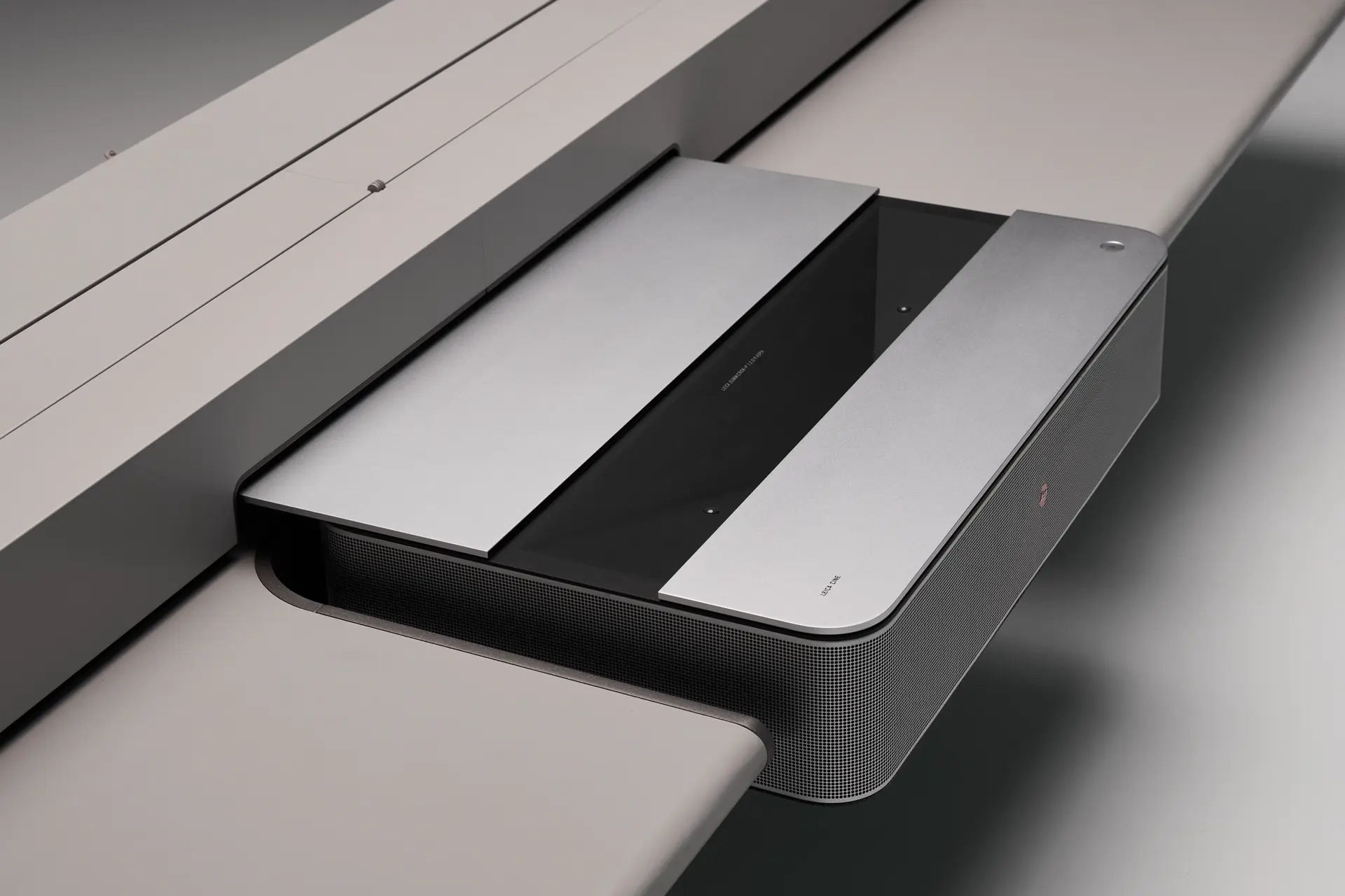 Leica Cine 1 on Yomei Lumina above