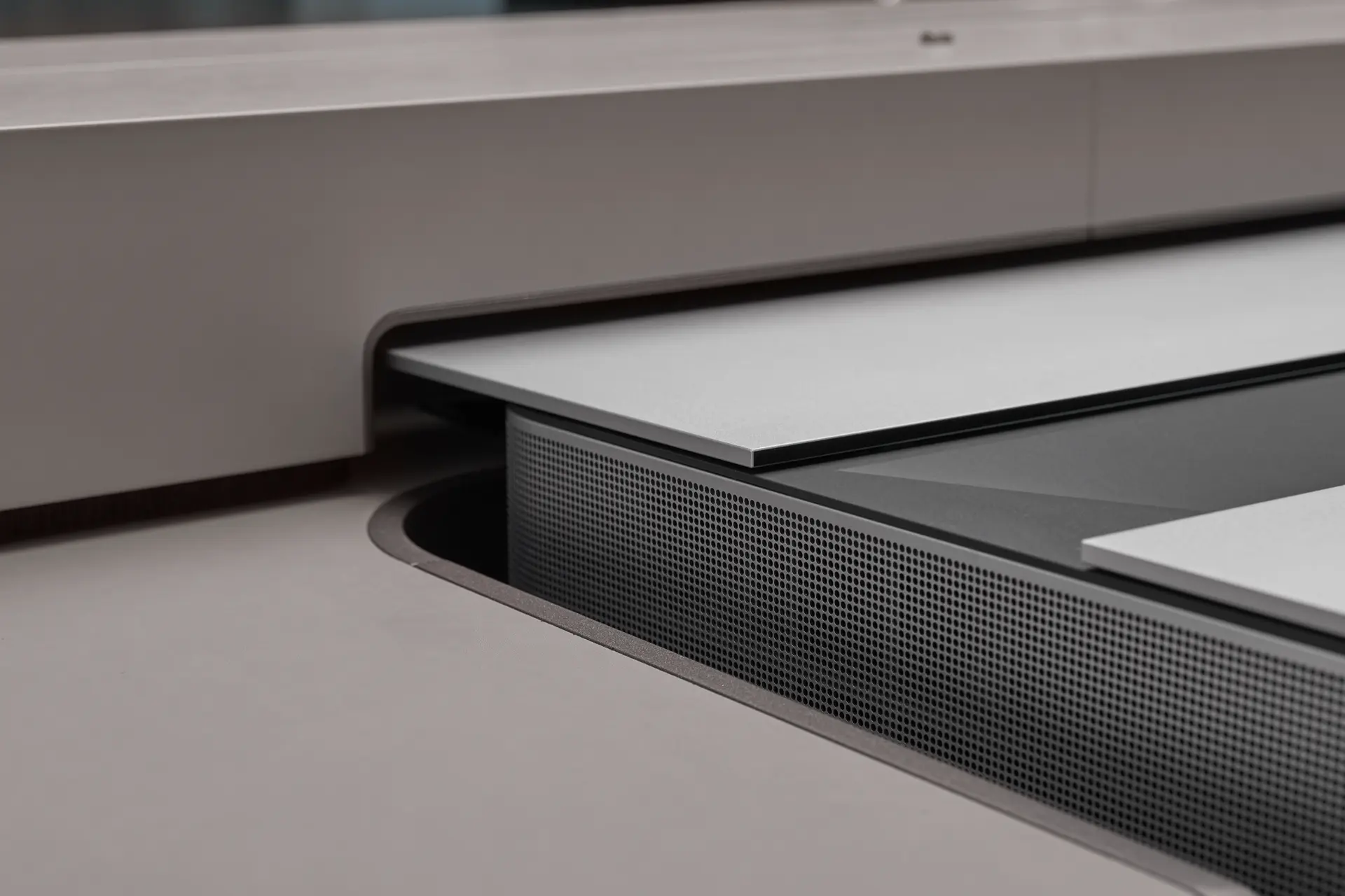 Detailshot Leica Cine 1 on Yomei Lumina