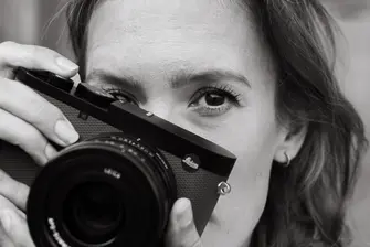 Portrait of Anna Landstedt with Leica Q3 43